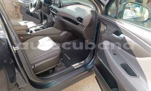 Buy Used Hyundai Santa Fe Black Car in Alacranes in Matanzas Buy Used Hyundai Santa Fe Black Car in Alacranes in Matanzas