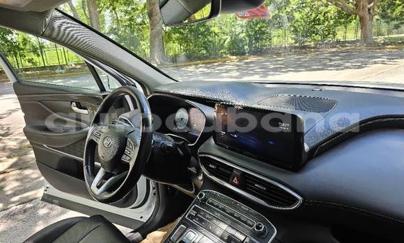 Comprar Usados Carro Hyundai Santa Fe Blanco en Antilla en Holguin Comprar Usados Carro Hyundai Santa Fe Blanco en Antilla en Holguin