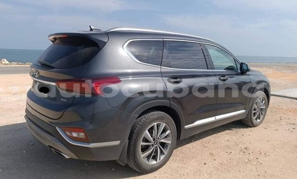Comprar Usados Carro Hyundai Santa Fe Negro en Antilla en Holguin Comprar Usados Carro Hyundai Santa Fe Negro en Antilla en Holguin