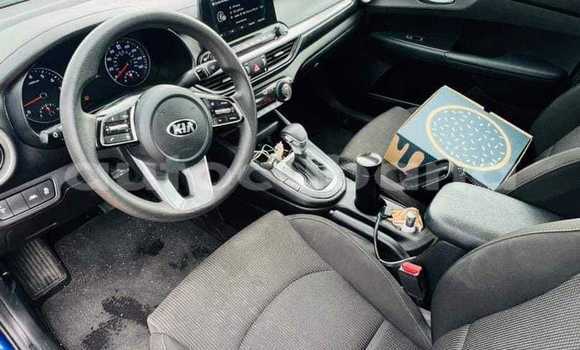 Comprar Usados Carro Kia Forte Azul en Aguada de Pasajeros en Matanzas Comprar Usados Carro Kia Forte Azul en Aguada de Pasajeros en Matanzas