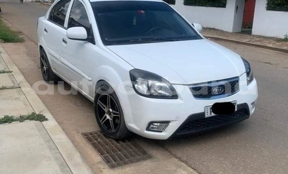 Medium with watermark kia rio matanzas alacranes 3172