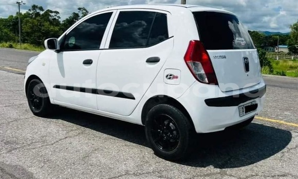 Comprar Usados Carro Hyundai i10 Blanco en Alacranes en Matanzas Comprar Usados Carro Hyundai i10 Blanco en Alacranes en Matanzas